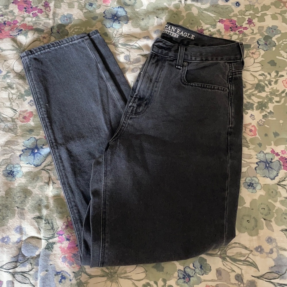 American Eagle Black Mom Jeans
